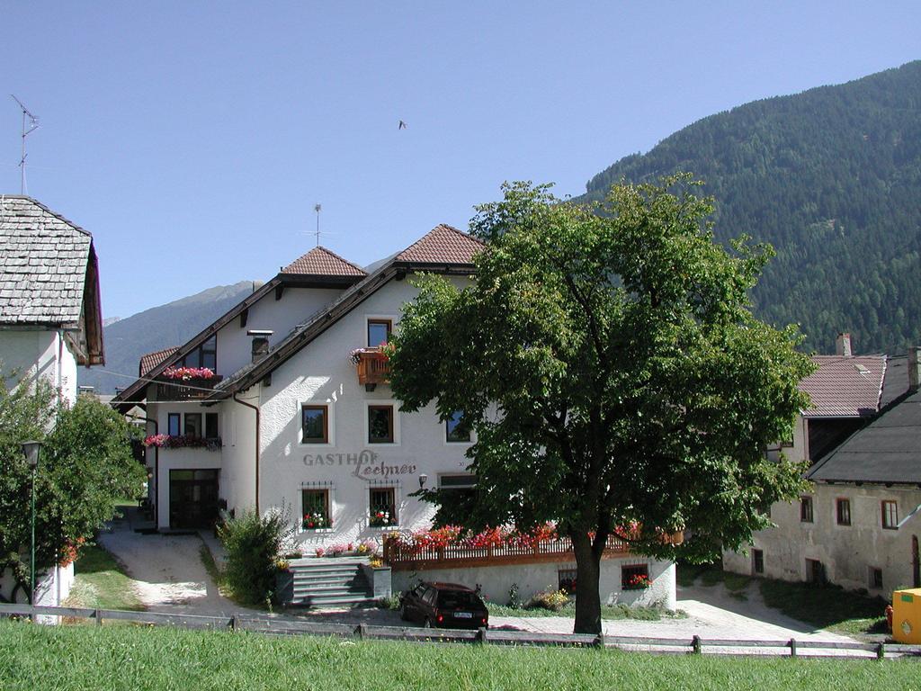 Gasthof Lechner Rasun di Sopra Exterior photo